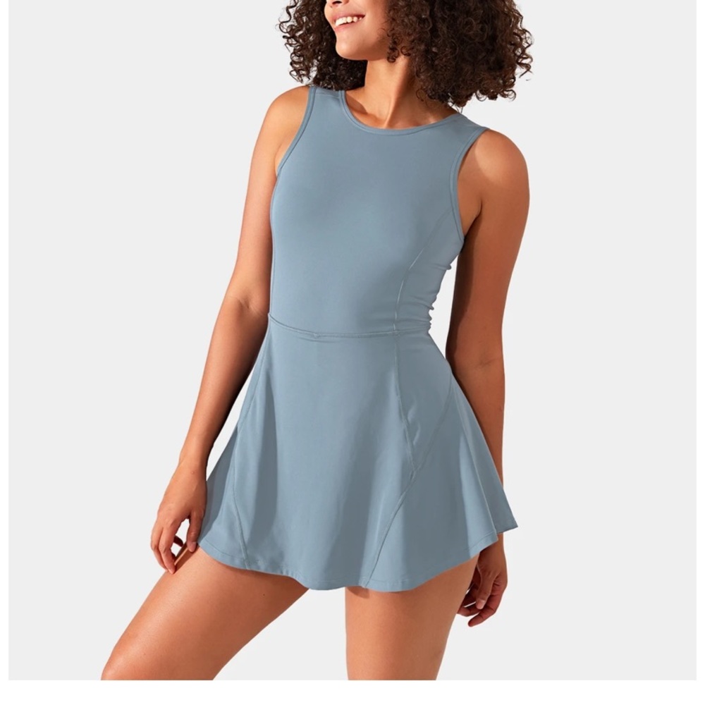 Halara 2-in-1 tennis dress in light baby blue